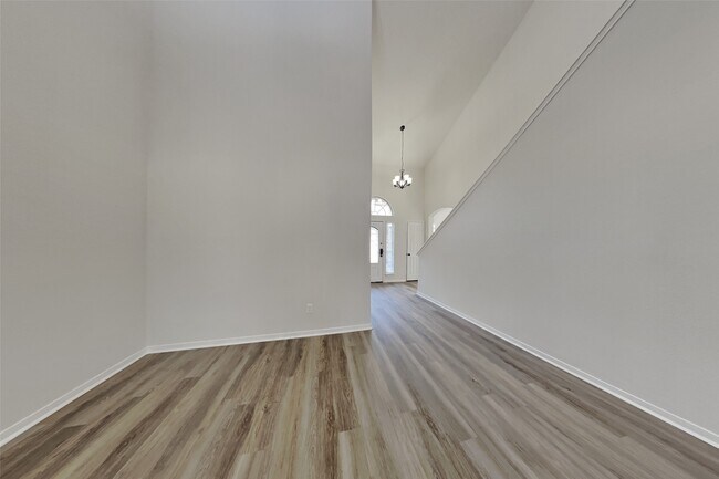 Foto del edificio - 2222 Princess Snow Cir