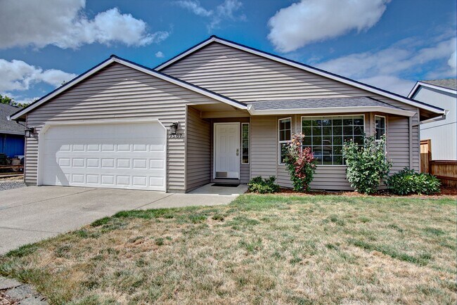 Foto del edificio - 3Bd/2Ba Home in Milwaukie ~ New Hard Surface Flooring, Carpet, and Paint, Washer/Dryer Hook Ups, ...
