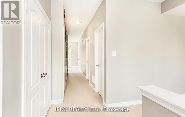 Building Photo - 5725-5725 Tosca Dr