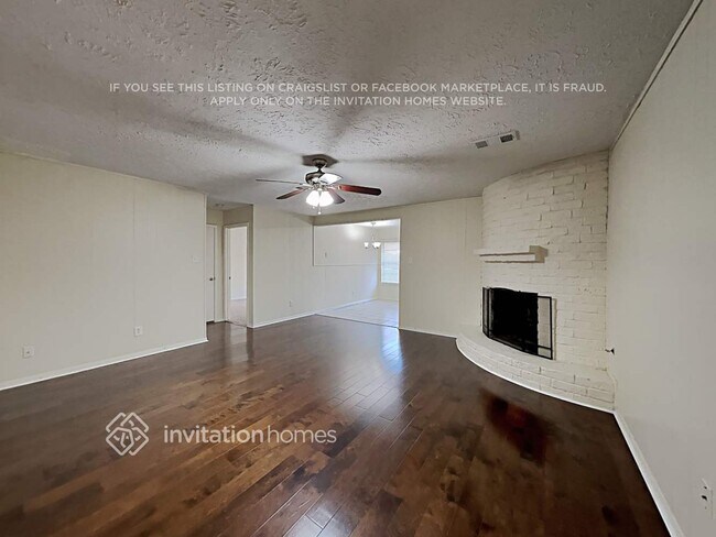 Foto del edificio - 18002 Woodgum Dr