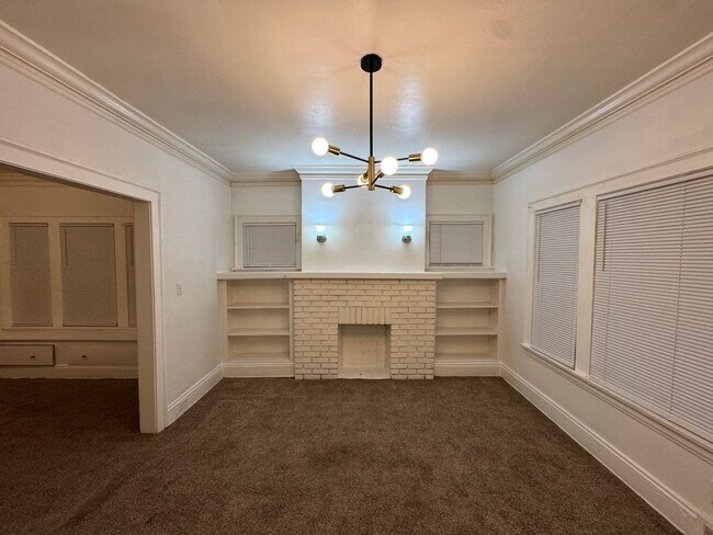 Foto del edificio - 12804 Imperial Ave