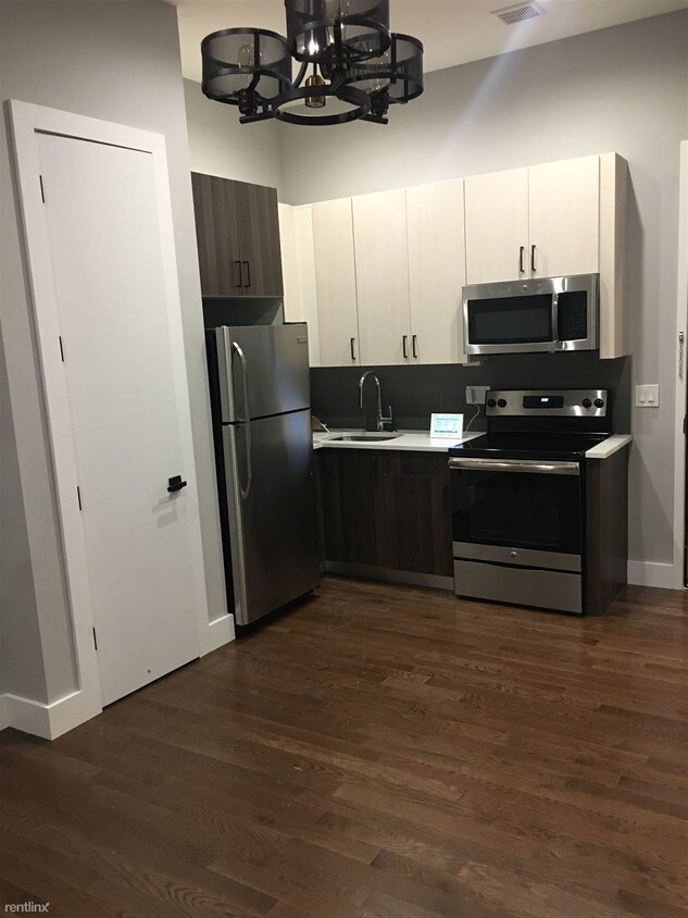 Foto principal - 3061 Fulton St