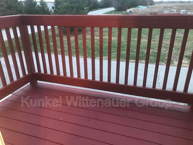 Building Photo - 701 Tower Grove Dr