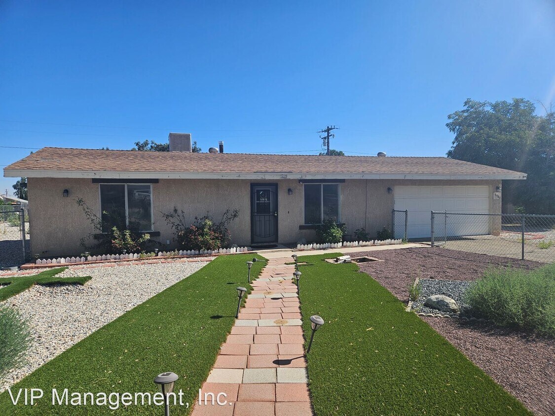 Primary Photo - 2 br, 1 bath House - 13980 Chestnut St