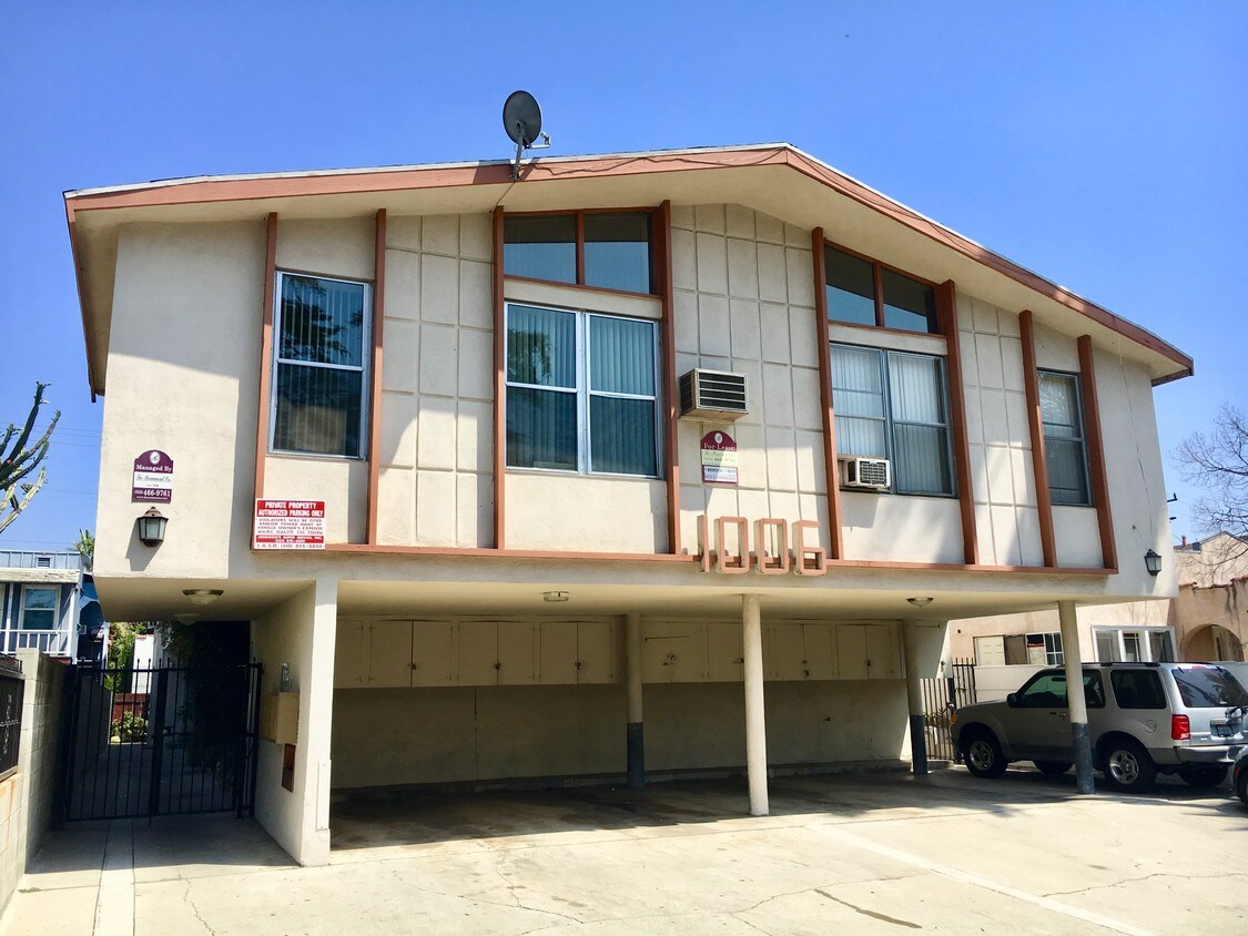 1006 N Sierra Bonita Ave, West Hollywood, CA 90046 Apartments in West