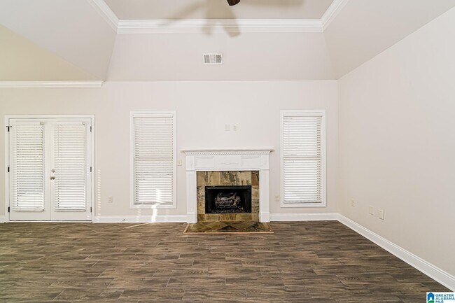 Foto del edificio - 244 Willow View Cir