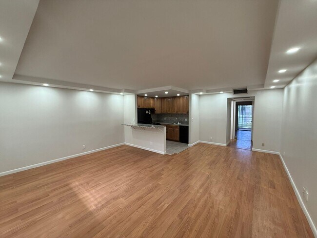 Foto del edificio - 2200 Springdale Blvd