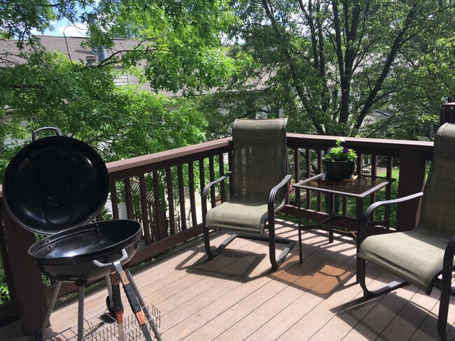 Building Photo - 2039-I Raleigh Rd