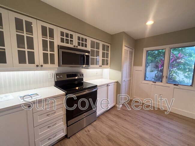 Foto del edificio - 4518 Ascot Cir S