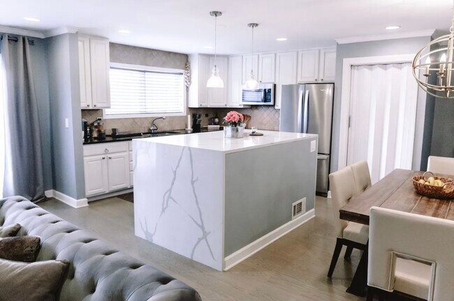 Foto del edificio - 1828 Wildberry Dr