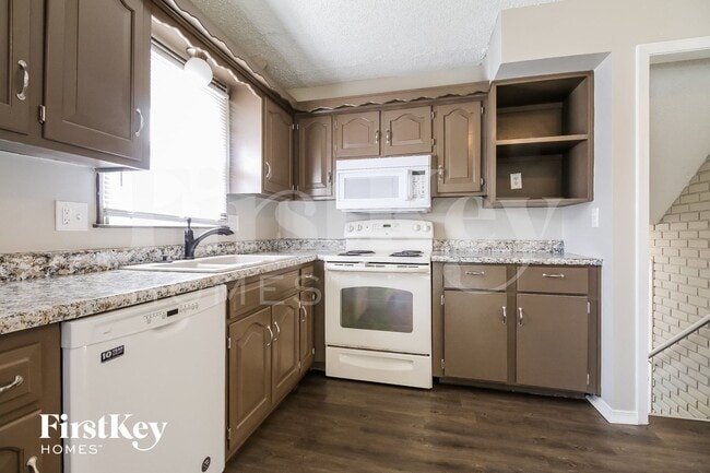 Foto del edificio - 525 Sunset Ln