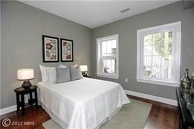 Foto del edificio - 2314 Ashmead Pl NW
