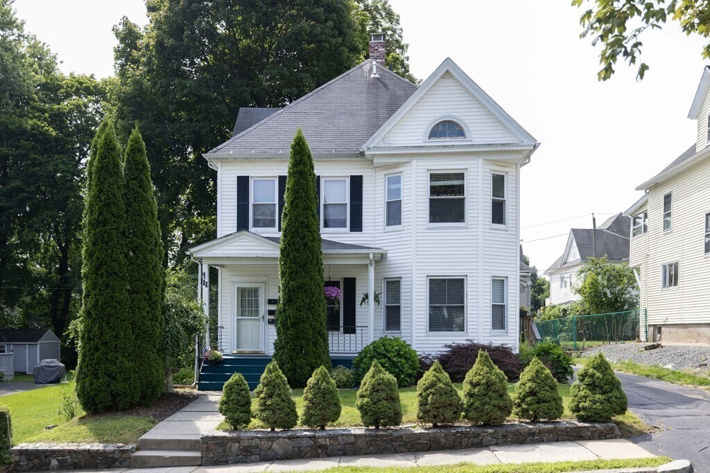 11 Ferdinand St Unit 1, Worcester, MA 01603 Room for Rent in