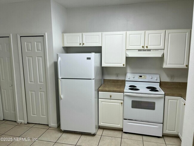 Foto del edificio - 7810 Melvin Rd