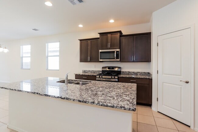 Foto del edificio - 12709 N Berwick Dr