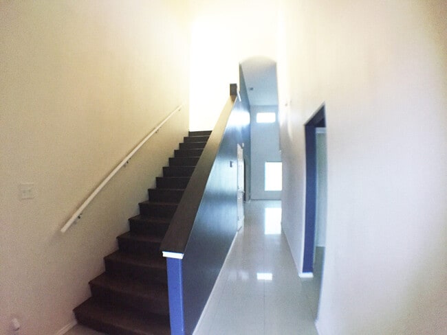 Building Photo - 4218 Vida Grande