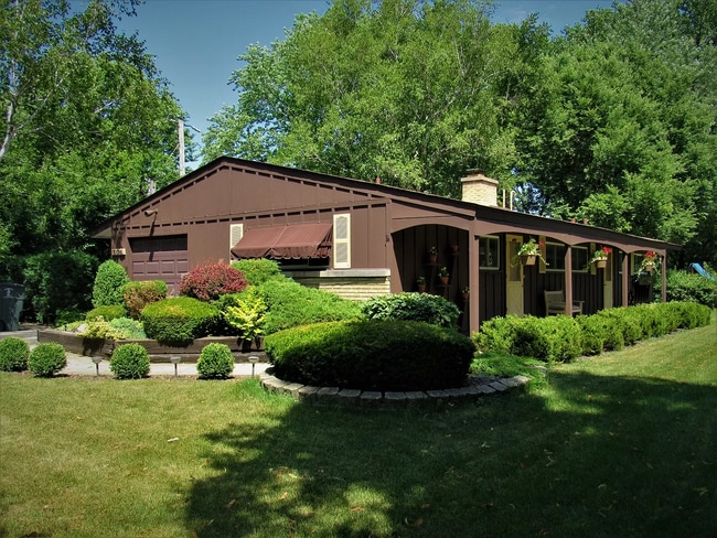 Building Photo - 504 S Butterfield Rd.