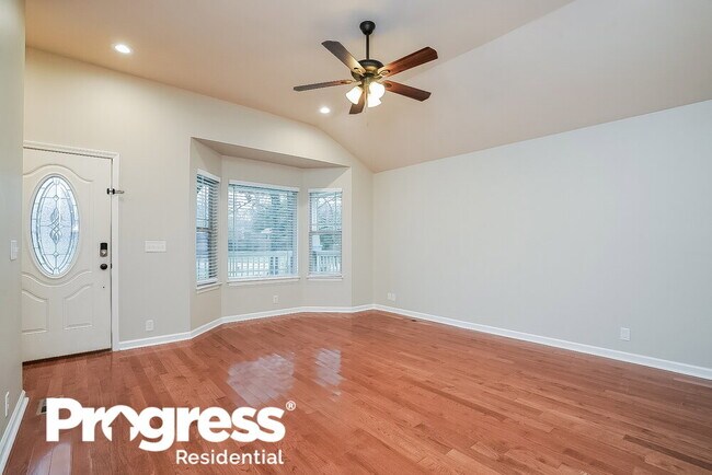 Foto del edificio - 3310 Anderson Rd