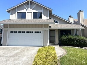 Building Photo - 1364 Magnolia Ave
