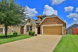 Building Photo - 271 Westwood Dr