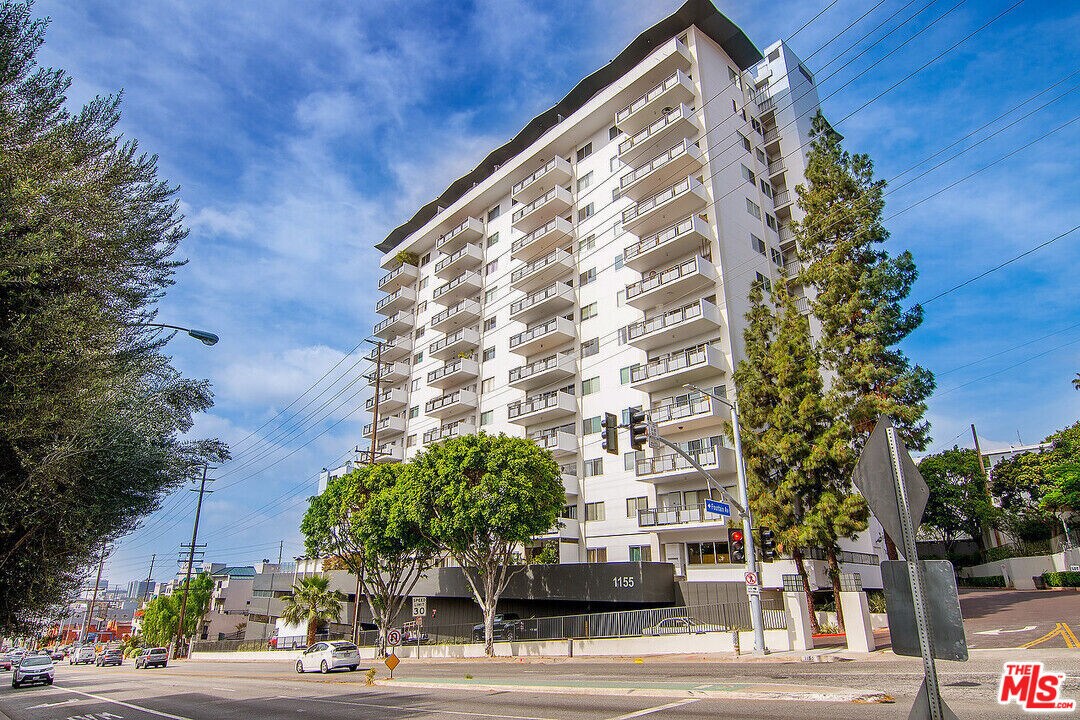 1155 N La Cienega Blvd Unit 212, West Hollywood, CA 90069 Condo for