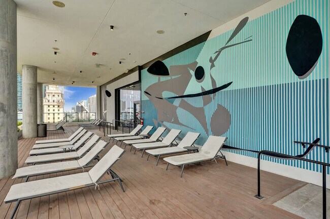 Foto del edificio - 398 NE 5th St