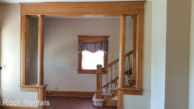 Foto del edificio - 3 br, 1.5 bath House - 710 E Ave A