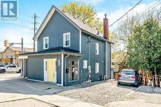 Building Photo - 200 Waterloo Ave