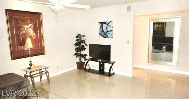 Foto del edificio - 4361 Alexis Dr