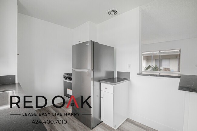 Foto del edificio - 630 N Cerritos Ave