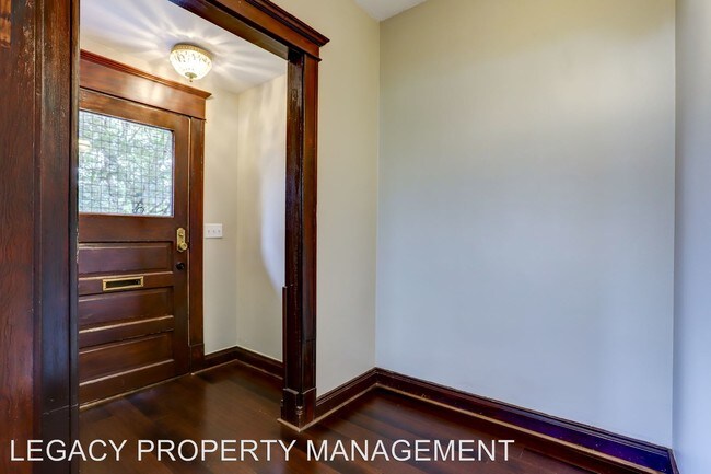 Foto del edificio - 1538-1538 SW Montgomery St