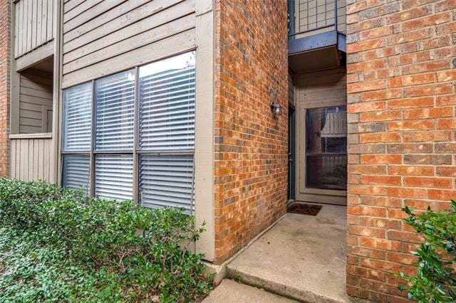 Building Photo - 9254 Forest Ln