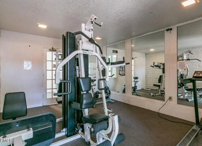 Foto del edificio - 1300 Saratoga Ave