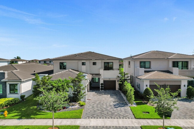 Building Photo - 10850 Oceano Wy