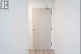 Building Photo - 2020 Bathurst St