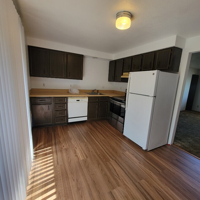 Foto del edificio - 1043 Lookingglass Rd