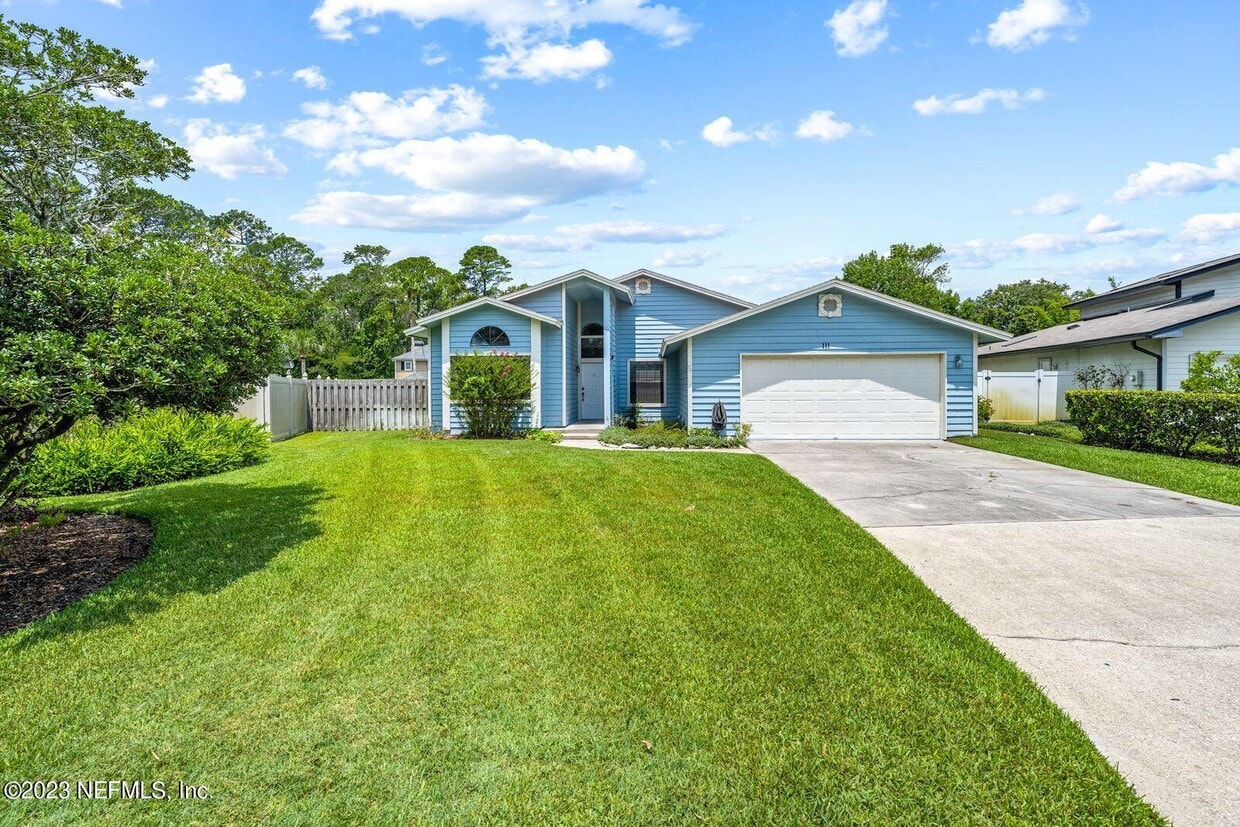 Primary Photo - 111 Solano Woods Dr