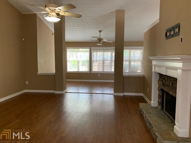 Building Photo - 1313 Idlewood Ct