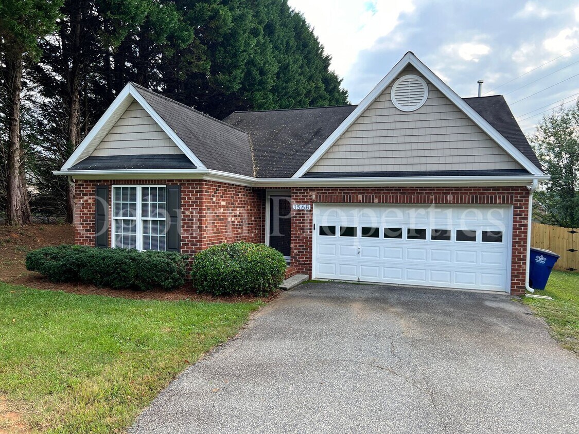Primary Photo - 3568 Milhaven Rd