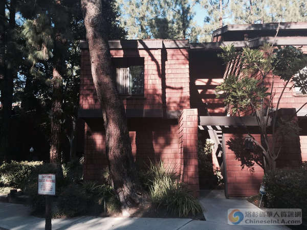 Primary Photo - 314 S Prospectors Rd