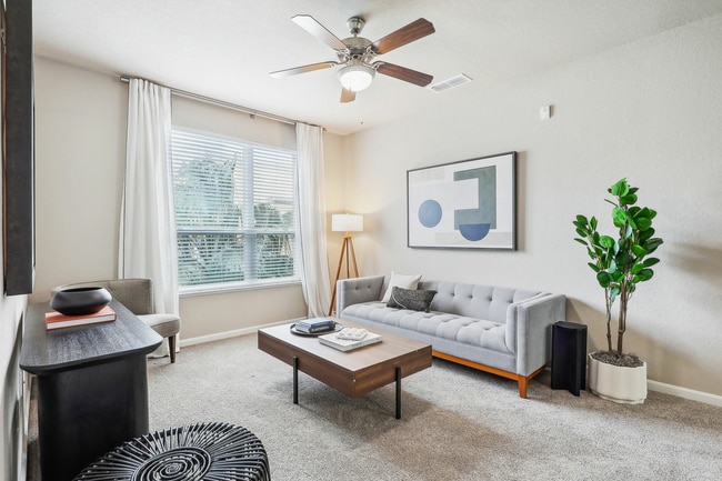 39-web-or-mls-100 Myrtle St - Unit 310 - 003.jpg - Weston Park at Longwood Station