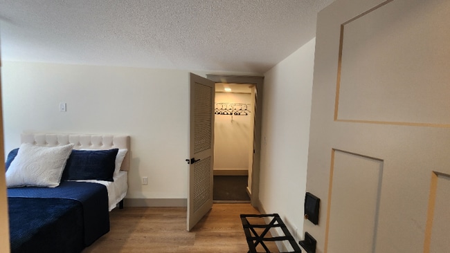 Photo - 1704 S Forest Dr House