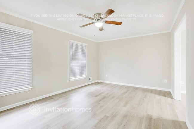 Building Photo - 3370 Creekway Dr