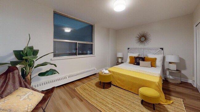 Photo du bâtiment - 165 Ontario