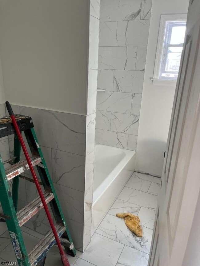 Building Photo - 433 Rosehill Pl