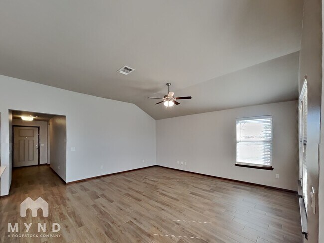 Foto del edificio - 10600 NW 20th St