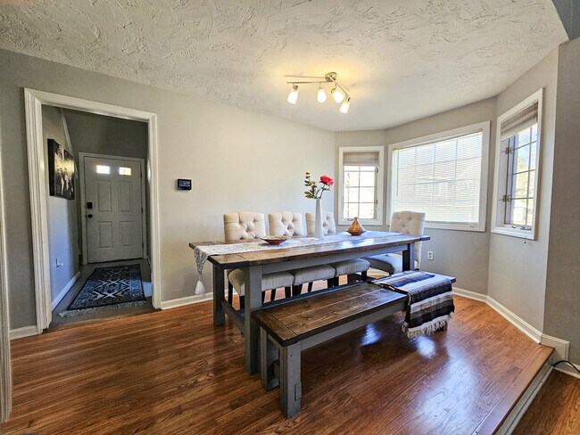 Foto del edificio - 1 Birchwood Ln