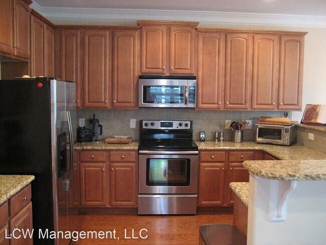 Building Photo - 2 br, 2.5 bath House - 4964 Wyngate Villag...