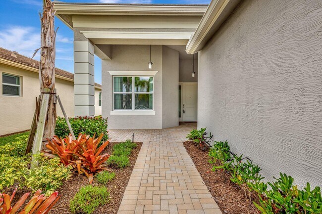 Building Photo - 13382 SW Ibis Shores Rd