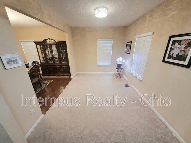 Foto del edificio - 6130 Brandon Dr